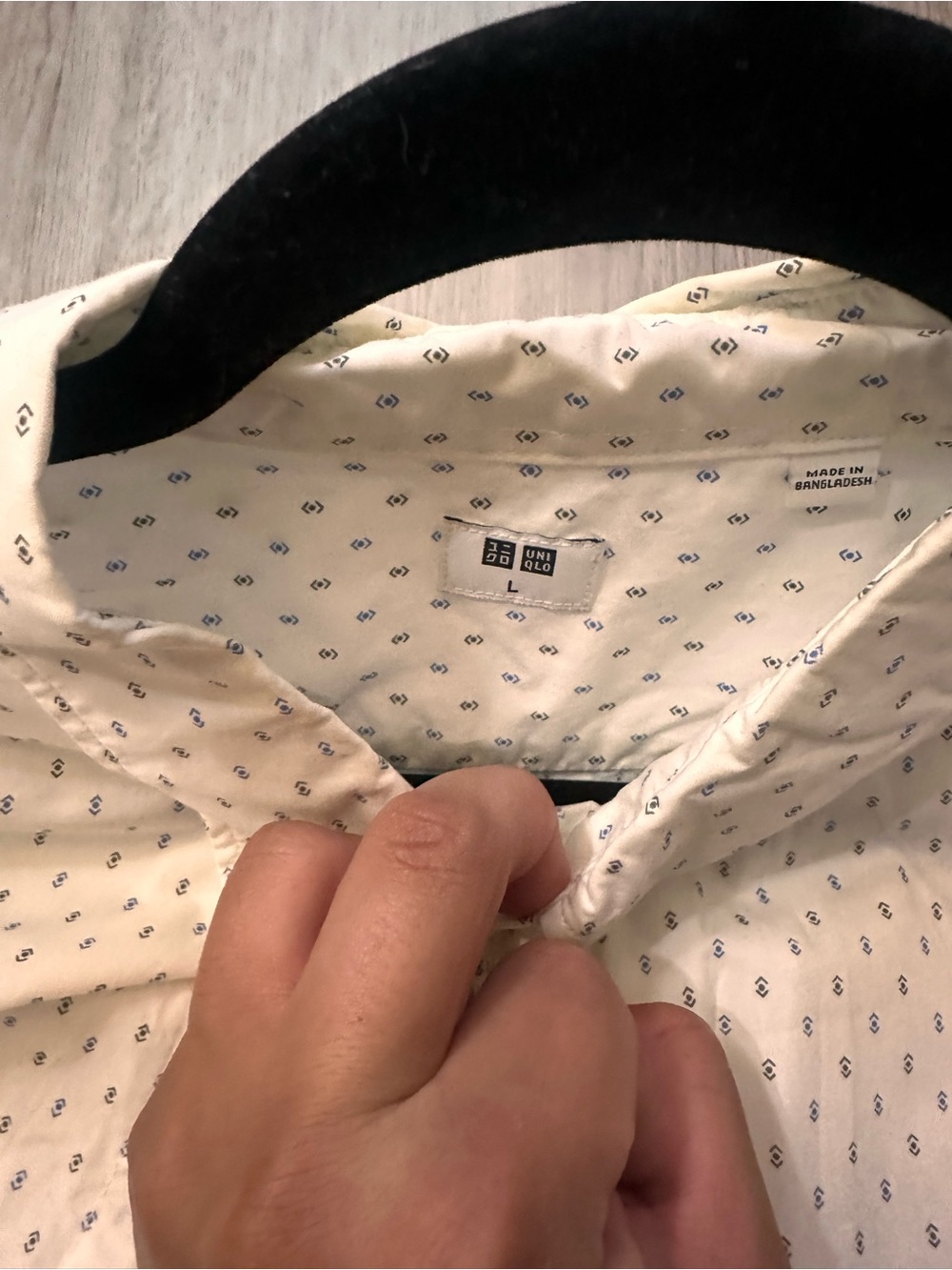 Uniqlo Men's Cream Button-Down Shirt with Small Blue Diamond Print